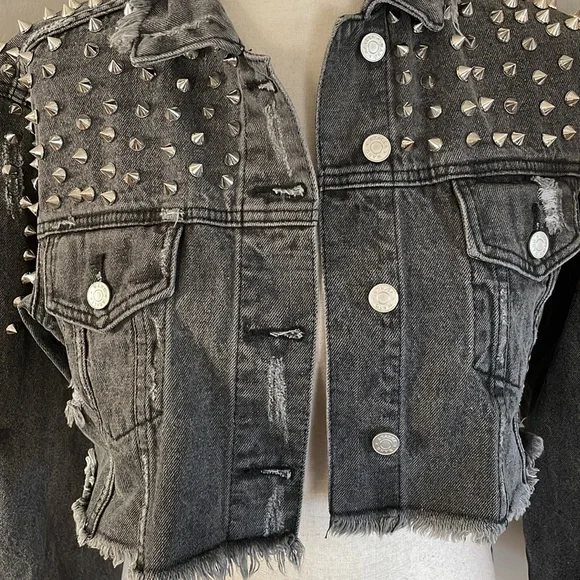 AZALEA WANG metal stud crop denim jacket AKIRA rare - Picture 5 of 12